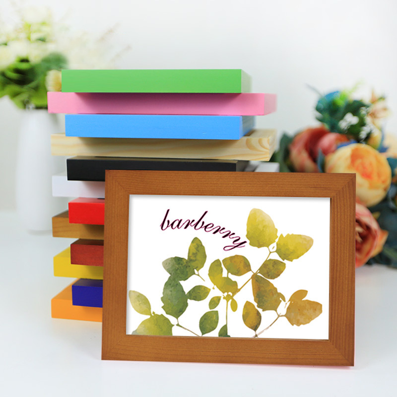 WOODEN PICTURE FRAME