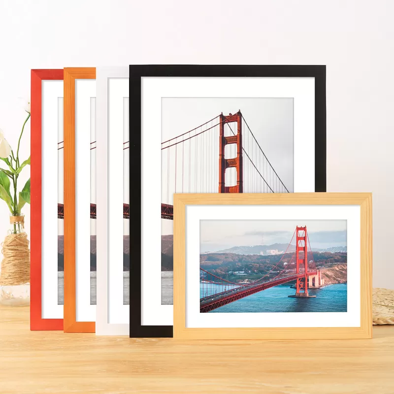 WOODEN PICTURE FRAME